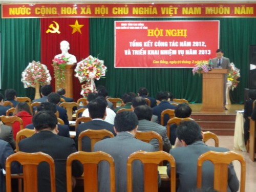Đ/c Lê Thành Chung trình bày Báo cáo tổng kết tại Hội nghị